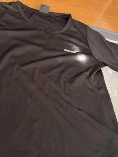 ブラック 半袖 トップス ポリエステル