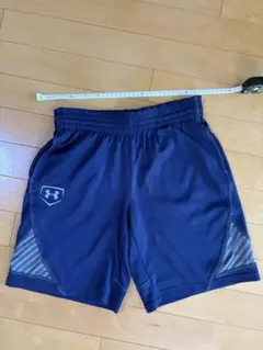 Under Armour ネイビー ハーフパンツ