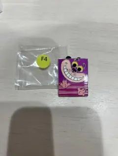 チェシャ猫　ピンバッジ　ピン　チシャ猫　不思議の国のアリス