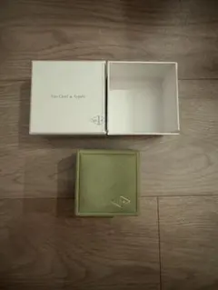Van Cleef & Arpels ジュエリーボックス