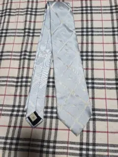 BURBERRY水色 ダイヤモンドパターン ネクタイ