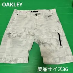 オークリーゴルフ　ハーフパンツ　ホワイト　サイズ36
