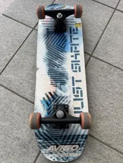 スケートボード　AVIGO