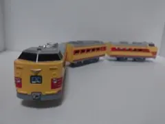 Item thumbnail for item 34248477-ad26-44ec-a00e-ae1035e8dfd2