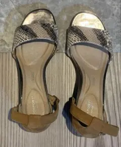 Rockport スネークスキン風サンダル　トータルモーションのサムネイル