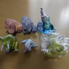肩ズンfig ジュラシックワールド フィギュアセット ガチャガチャ