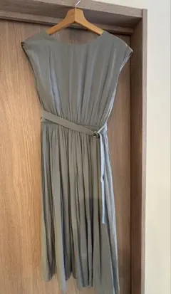 Green label relaxingライトブルー プリーツドレス