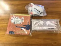 新品未使用⭐︎JAL 日本航空 A350 飛行機模型　タオル　ぬいぐるみ3点のサムネイル