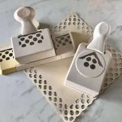 Item thumbnail for item 613bd4a6-2963-4fa7-9eff-e6861ef0cffb