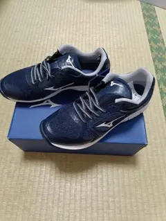ミズノトレーニングシューズ 24.0 ネイビーホワイト
