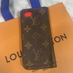 LOUIS VUITTON モノグラム 手帳型 iPhoneケースのサムネイル
