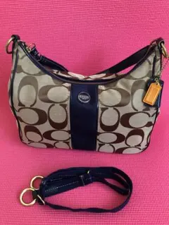Coach コーチ ショルダーバッグ ベージュ/紺色　ロゴパターン