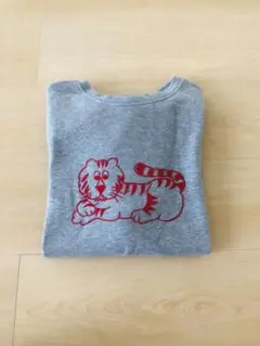 フェリシモ　シロップ　アデリアレトロ　スウェット