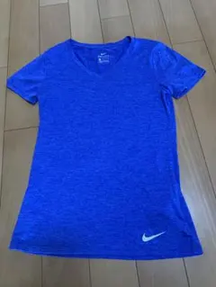 NIKE ナイキ 半袖　DRI FIT Tシャツ　Vネック　ジム　ランニング