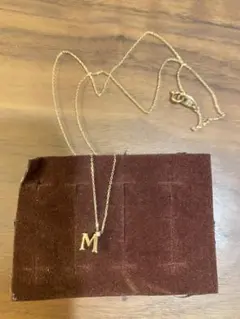 ete イニシャルM ゴールドネックレス　K10