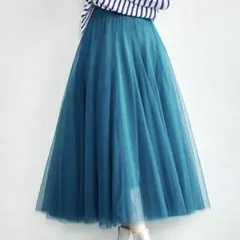 ⬜︎ シーイン＊チュールスカート フリーサイズ　ジュビリーブルー ロング丈のサムネイル