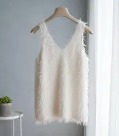 ほぼ新品未使用　VIS フリンジノースリーブトップス