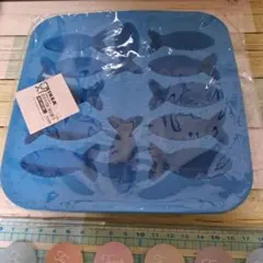 ★★IKEA ★★シリコン型 魚型 ★新品タグ付き未使用品★のサムネイル