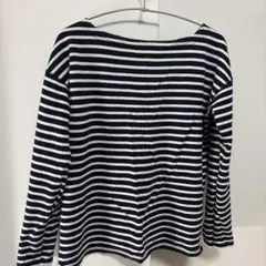 UNIQLO M ネイビーとホワイトストライプ長袖Tシャツ