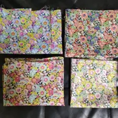 リバティ・ファブリックス 生地 Haruka Daisy（ハローキティ）