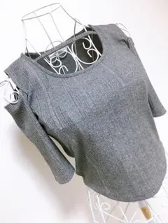 チョーカーニット