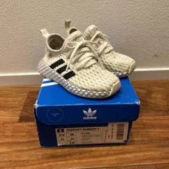 Item thumbnail for item 40f1cda4-99ff-4b90-860f-12f0a97c88d4