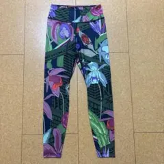 極美品　ナイキ　レギンス　ボタニカル　花柄M 総柄のサムネイル
