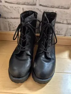 블랙 레이스업 숏 부츠 22cm 블랙 블랙