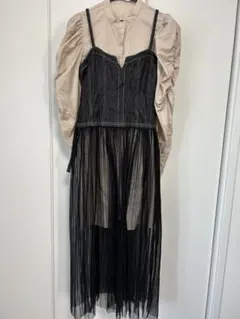 キャミワンピース ベージュと黒 フリンジ付き
