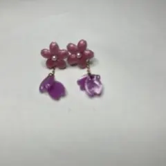 花と葉のデザイン ピアス