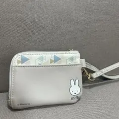 早い者勝ち！miffy コインケース　カードケース　ミッフィー