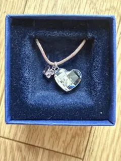 Swarovski ハート型クリスタルネックレス