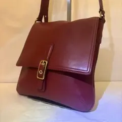 COACH レザーショルダーバッグ ボルドー - メルカリ
