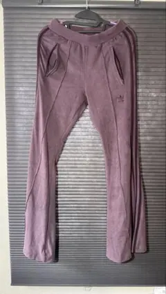 adidas ベロアトラックパンツ