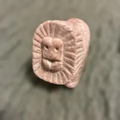 アフリカンアート　ソープストーン　ライオンの置物 民芸品