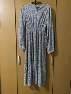 RAY CASSIN　花柄ワンピース