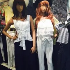 CRYX♡リボンペプラムタンク♡ホワイト♡ペプラムトップス♡夏コーデ♡クリックスのサムネイル
