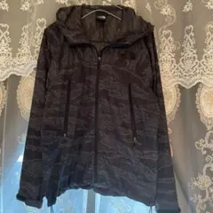 THE NORTH FACE★ マウンテンパーカー Sカモフラージュ柄人気です♪