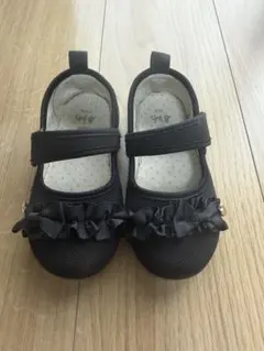黒 フリル付き フォーマルシューズ
