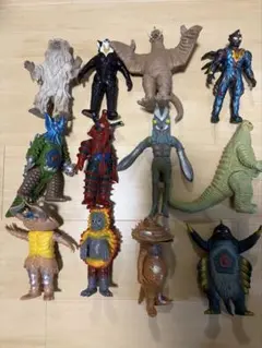 希少】【美品】ウルトラセブン ソフビ ウルトラ怪獣17体セット - メルカリ