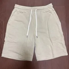 GU ベージュ ショートパンツ