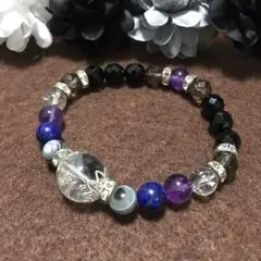 再販2【私を強力に守ってくれる】レインボー水晶と天眼石、ラピスラズリのブレス