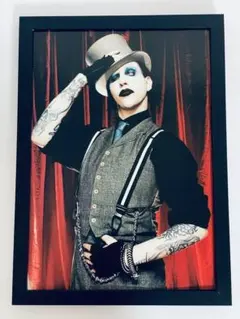 【激レア】マリリンマンソン　ポスター Amazon.co.jp: マリリンマンソンポスター旗生まれ悪役 : ホーム