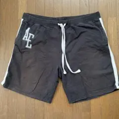 AMERICAN EAGLE OUTFITTERS 黒ショートパンツ XXLのサムネイル