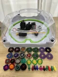 ベイブレード　まとめ売り 24個その他パーツ 楽天市場】ブレード4種、ラチェット3種、ビット6種が同梱され