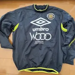 umbro ピステ・ウィンドブレーカー 黒/黄緑