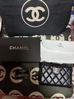 『未使用』CHANELキルティング２つ折り財布