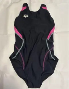 arena スポーツ用水着