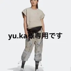 アディダス　バイステラマッカートニー☆ マッスル スウェットシャツ