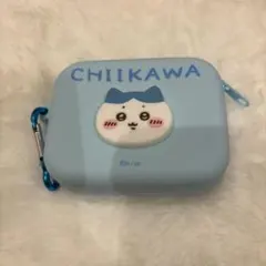 ちいかわ　シリコンポーチ　ハチワレ